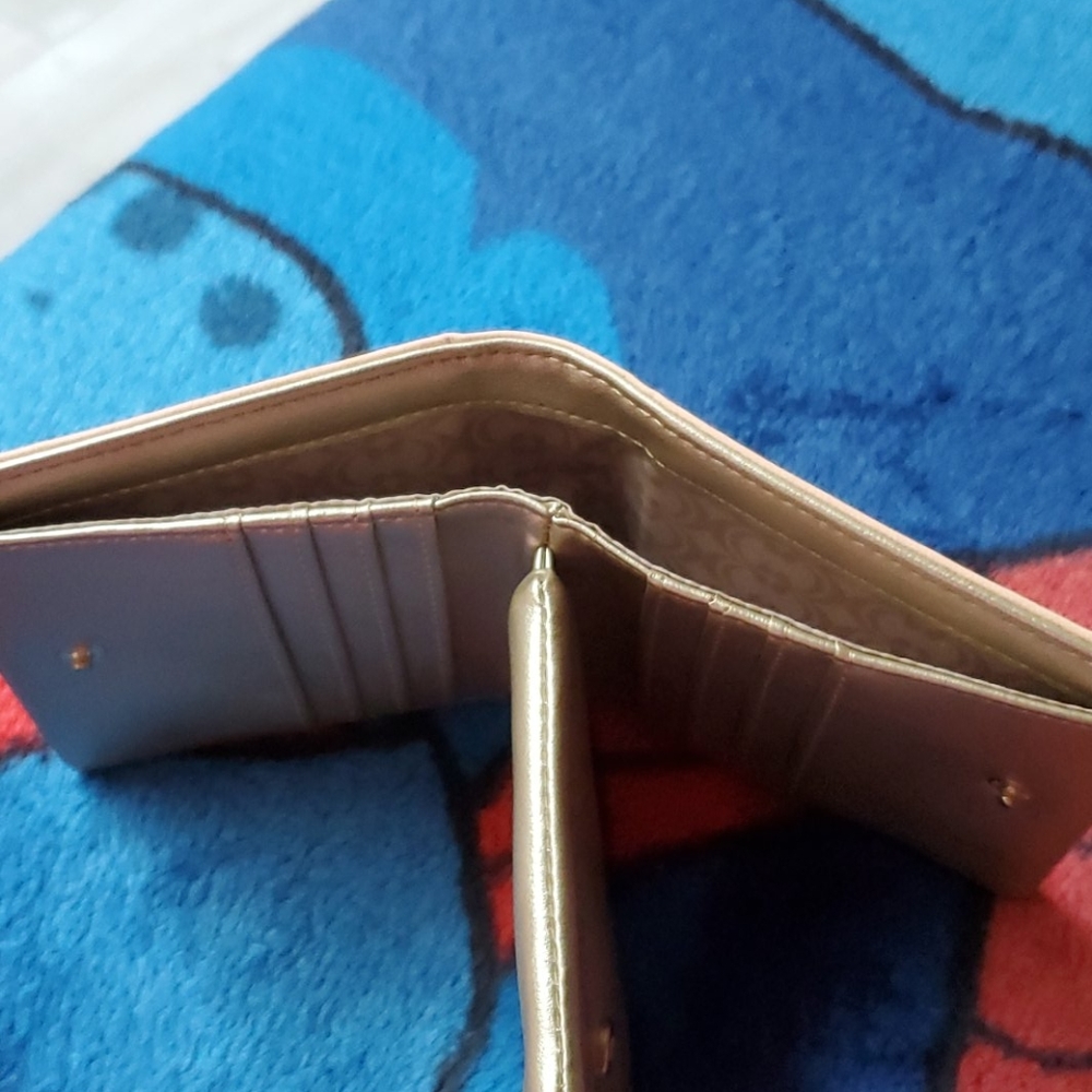 Wallet - Picture 3 of 3